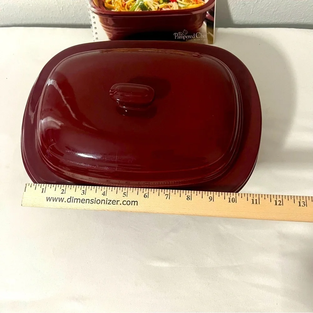 Pampered Chef Cranberry Deep Roaster Covered Baker Stoneware 3.1 Qt USA 5103 EUC
